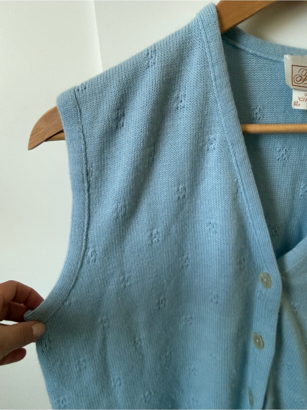 Vintage Tradition Powder Blue Pointelle Knit Sweater Vest Scalloped Hem Size M-L - Picture 4 of 12